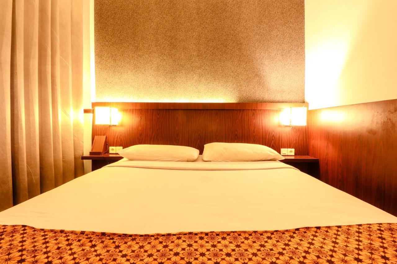 Jawa 22 Hotel&Residencia Surabaya Exterior foto